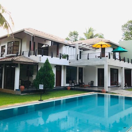 Siluni'S Villa Anuradhapura Kültér fotó